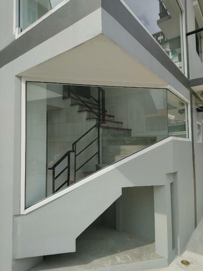 808 Bangkok Appartement Buitenkant foto